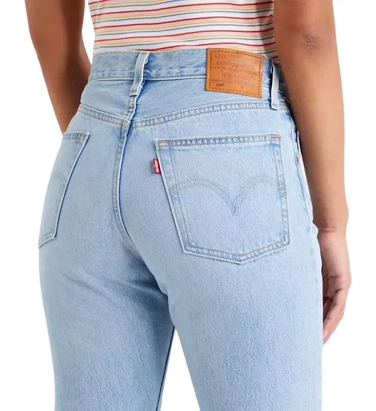 Streetwear Fan Beach Day standard fit Levi's pantalone Jeans da donna Cropped 501 Original 362000124 blu chiaro