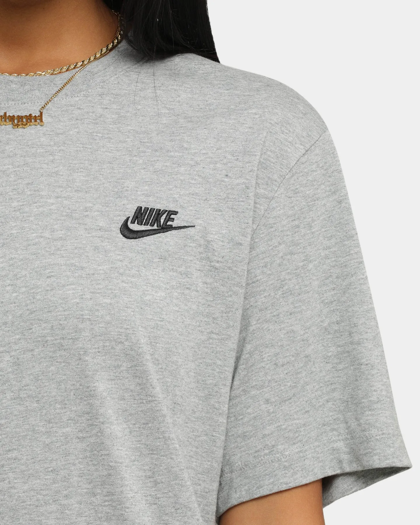 Durable Knit Structure Minimal Fashion Nike Nike Sportswear Club T-Shirt Dark Grey Heather
